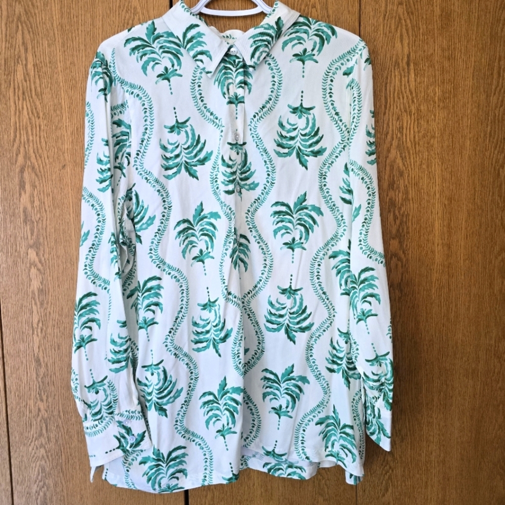 M&S Green Palm Print Button-Up Shirt, NWT Size 16